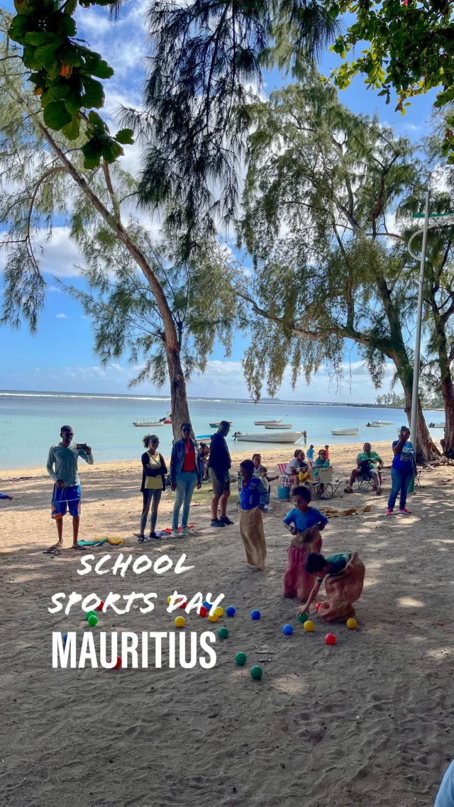🇫🇷 Une enfance au soleil ☀️
Hier, c’était sports day à l’école… sur la plage !
Pas vraiment le cadre auquel ils auraient eu droit si on était resté en France.
Ici, ils grandissent au rythme des vagues, dans un environnement doux et bienveillant 🌊💛

🇬🇧 A childhood under the sun
Yesterday was sports day at school… on the beach!
Not exactly the kind of setting they would’ve had back in France.
Here, they grow up surrounded by nature and kindness — and that’s a real gift 🫶

#expatmama #ilemaurice #mauritiuswithkids #expatlife #sportsday #beachlife #enfanceheureuse #vivreamaurice #familleexpat #sunshinechildhood